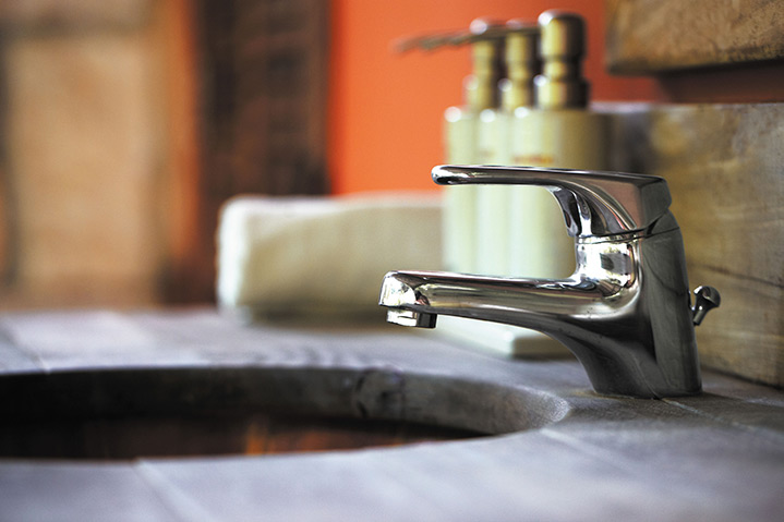 A2B Plumbers are able to fix any leaking taps you may have in Westcliff On Sea. 